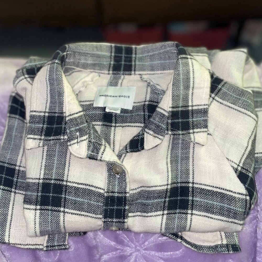 Aerie XS Flannel B&W